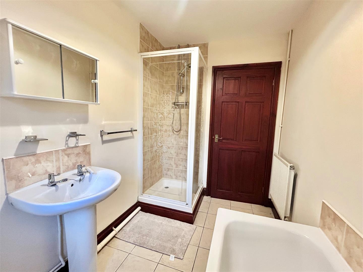 1 THE COURTYARD, WERN DEW FARM, ABERKENFIG.